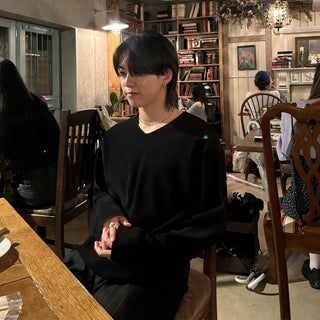 Brick V-neck knit