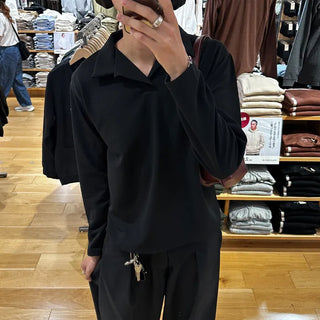 Basic open-collar T-shirt