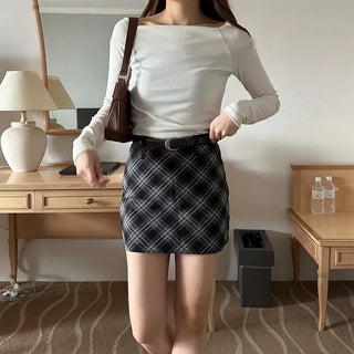Checkered mini skirt