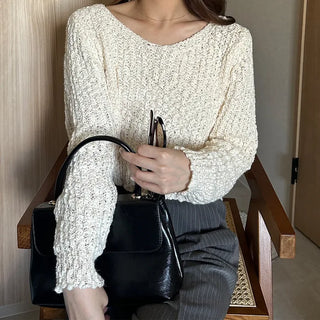 Popcorn V-neck knitwear
