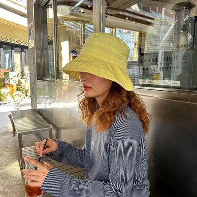 Colored bucket hat