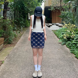 Back-cut low-gauge sleeveless knit