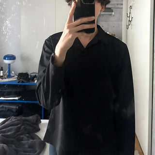 Basic open-collar T-shirt