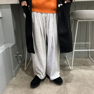Side pintuck wide pants