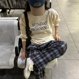 SUNDAY Lettering Sweatshirt