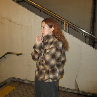 (Unisex) Ombre Check Cropped Zip-Up