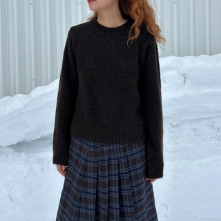 Round neck soft knitwear