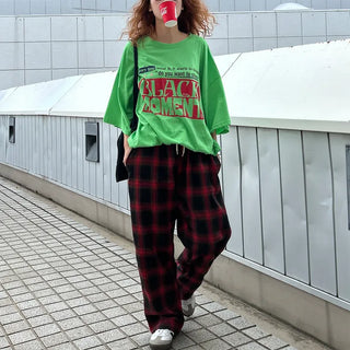Tone-on-tone check banding pants