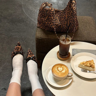 Ribbon integrated toe flat shoes