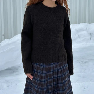 Round neck soft knitwear