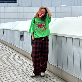 Tone-on-tone check banding pants