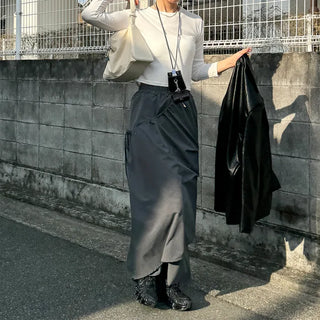 Low-balance pintuck long skirt