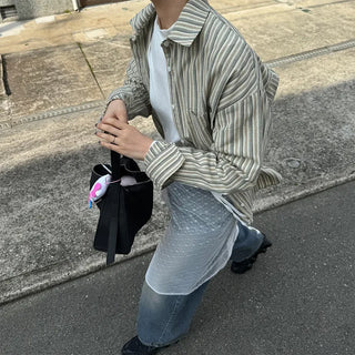 Striped collar shirt