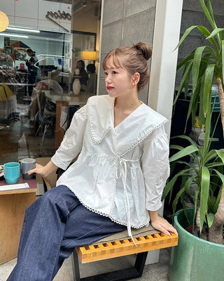 Big collar flared blouse