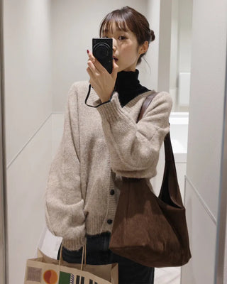 V-neck loose-fitting knit cardigan