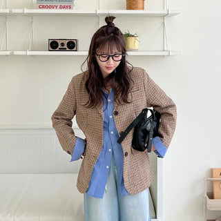 Button-up check jacket