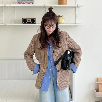 Button-up check jacket
