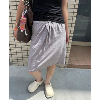 Bordered string midi skirt