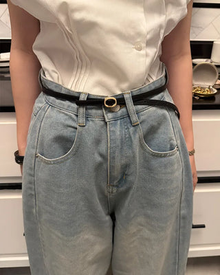 Oval buckle belt
