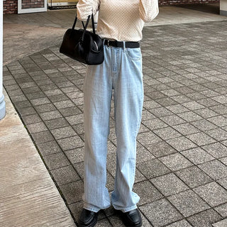 Loose-fit summer denim