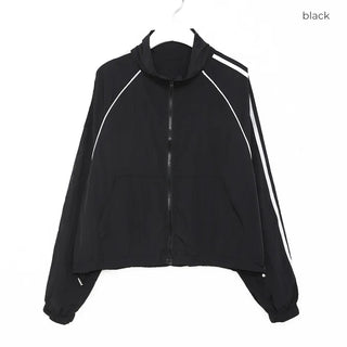 Two-line zip-up mountain parka