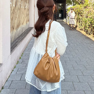 Shirring tote bag