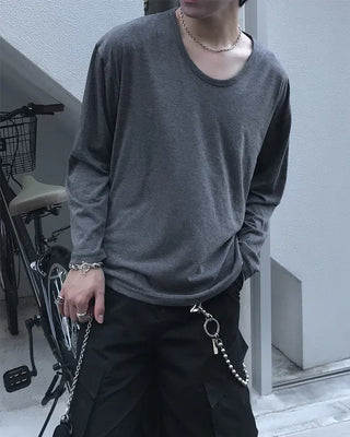 Oversized U-neck long-sleeve T-shirt