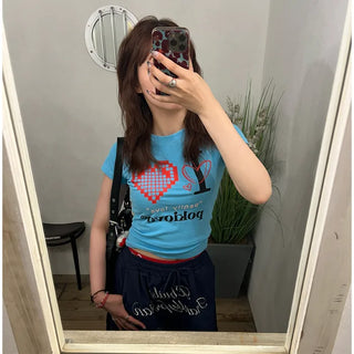 Cropped graphic heart t-shirt