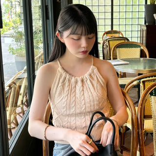 Sleeveless twist knit