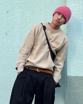 Simple round-neck knit