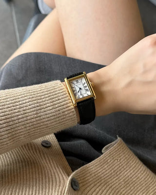Classic Square Line Handwatch