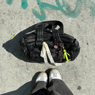 High-quality vintage shoulder bag