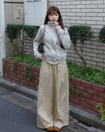 Wide cotton pants with waist belt