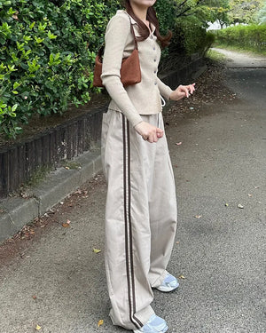 W / Sweatpants