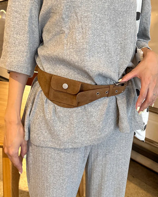 Suede mini pocket belt
