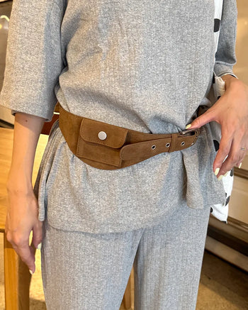 Suede mini pocket belt