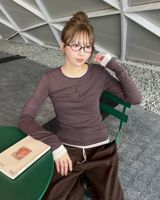 Half-open neck slim-fit layered t-shirt