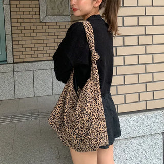 Leopard print twist shoulder bag
