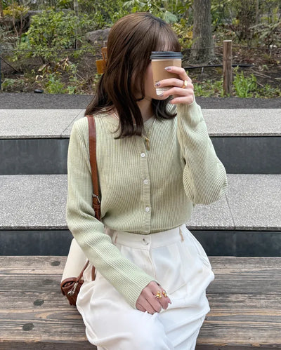 Ribbed round neck cardigan