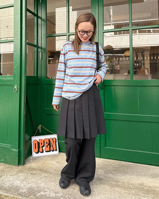 Pleated skirt and slacks set