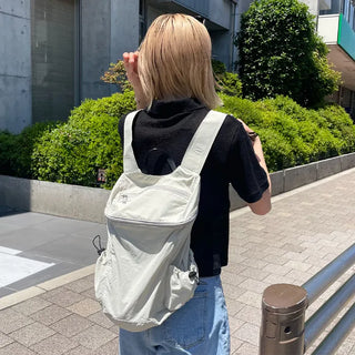 Casual zippered backpack
