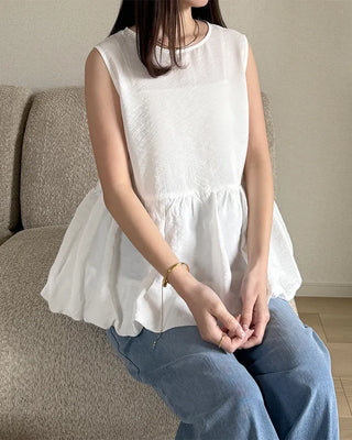 Sleeveless balloon blouse