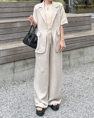 Simple jacket and slacks set