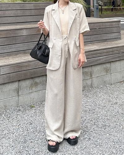 Simple jacket and slacks set