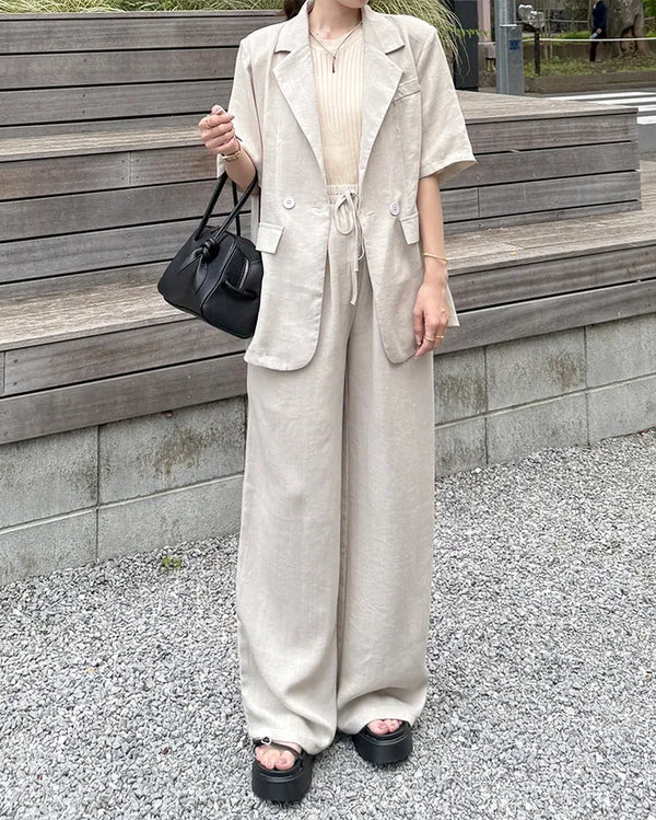 Simple jacket and slacks set