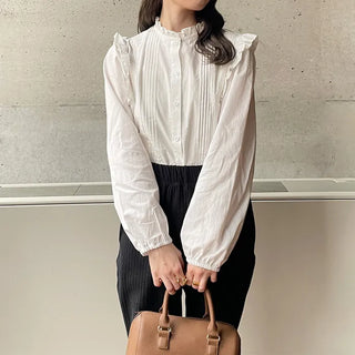 Shoulder frill blouse