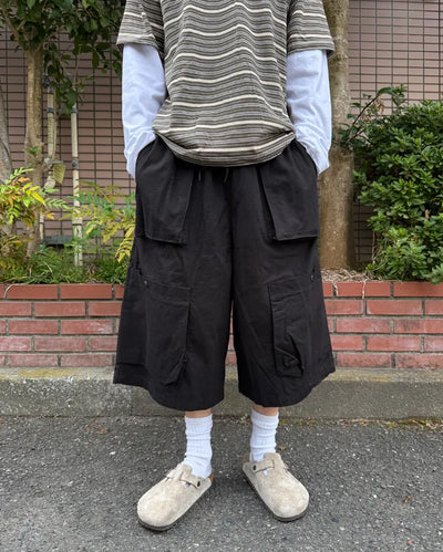 Out-pocket Bermuda shorts