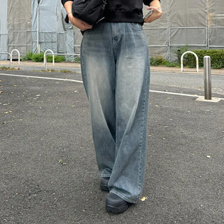 Vintage-like washed denim