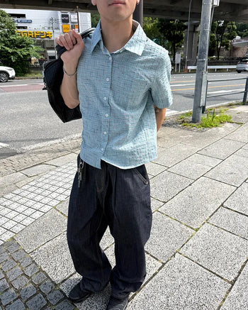 Roll-up checkered half shirt