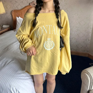Daily off-shoulder sweatshirt